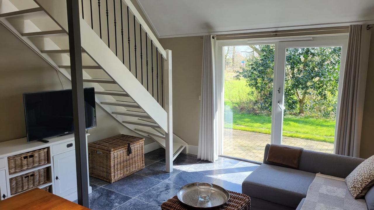 The Barnyard Bed & Breakfast Balinge Bagian luar foto