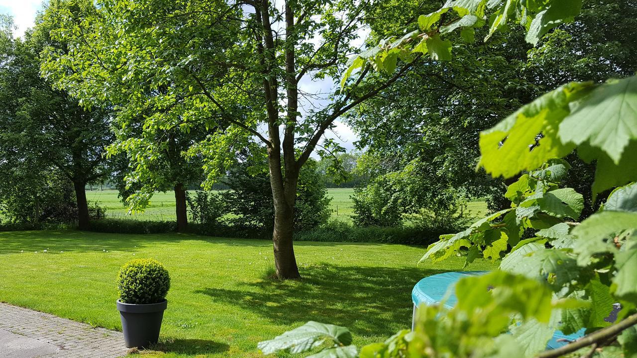 The Barnyard Bed & Breakfast Balinge Bagian luar foto
